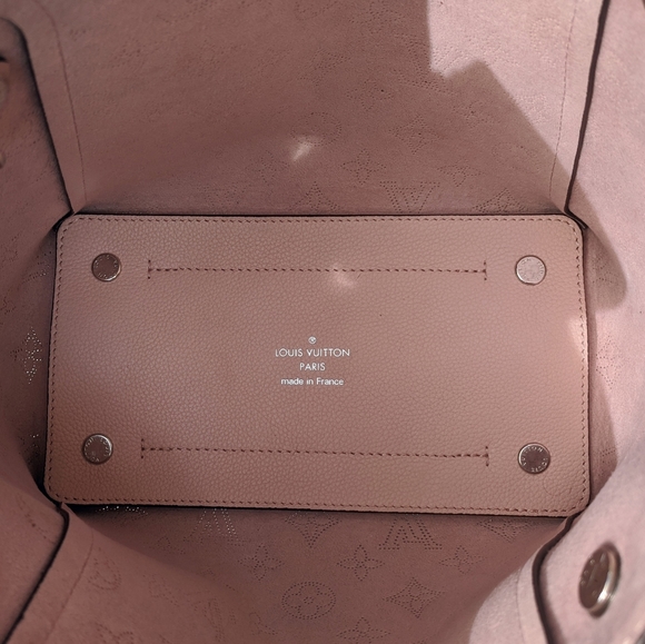 SOLD 💔Louis Vuitton 💎Hina PM Leather Bag💕 - Picture 4 of 16